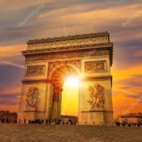 Meet your Posher, Melissa - Picture 3 of 7